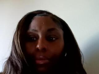 Cerenity Lovespell live webcam model