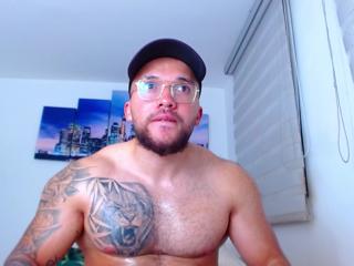  andrew_holden chat room
