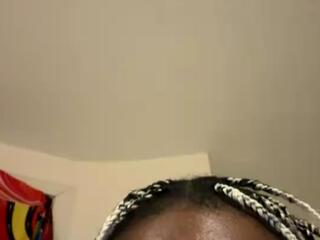 Swaheetie Dash live webcam model