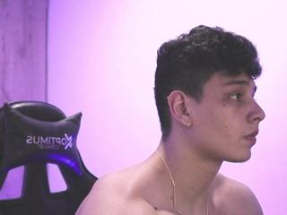  daryl_elian chat room