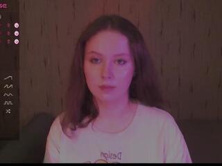  kira_crystal chat room
