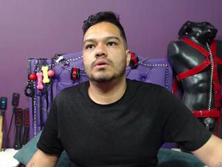  alejandro_thompson chat room
