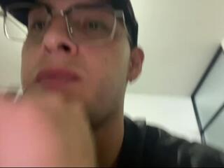  alan_booty chat room