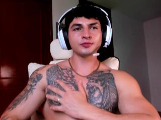 angelo_ferron from Flirt4Free