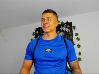 andrew_materazzi from Flirt4Free