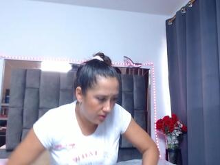 Salmma Joha live webcam model