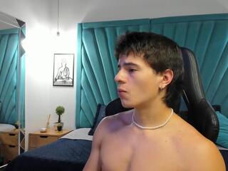  oliver_renard chat room