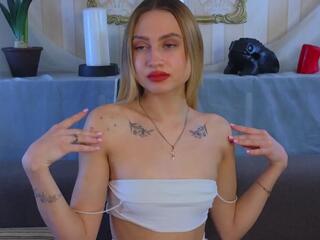  darel_hatchell chat room