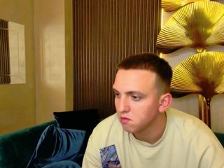 mike_stokes from Flirt4Free is Freechat