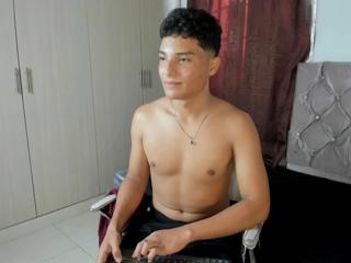  alesandro_bournet chat room