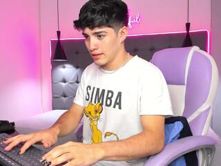  alejandro_lombardo chat room