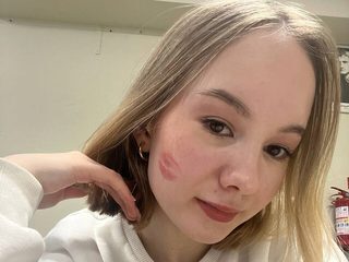 Elwyna Geer webcam flirt4free model stream image
