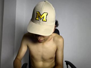 philli_shakir from Flirt4Free is Freechat