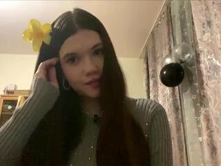  primrose_buffkin chat room