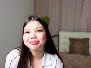  willa_harcum chat room