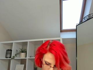  anie_white chat room