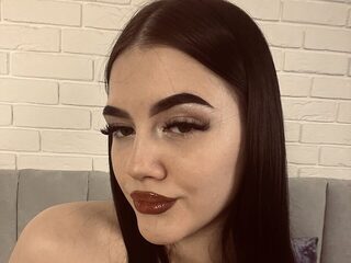  leslie_nguyen chat room