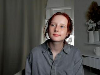  editha_arras chat room