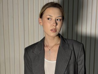  hilda_dunkum chat room