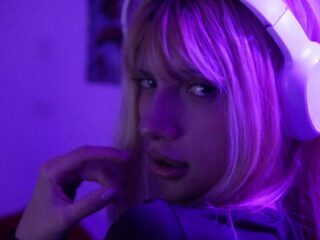  nyx_scarlett chat room