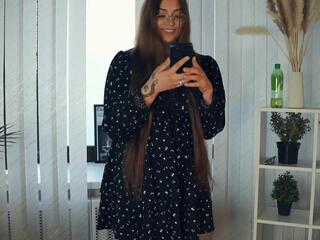  bonnie_buttrey chat room