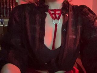  tomiris_lux chat room