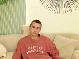  stefan_redfield chat room