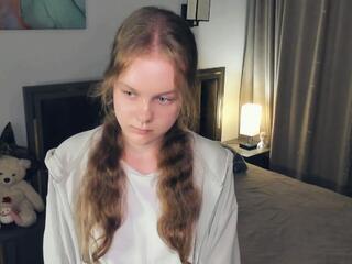  melany_flanner chat room