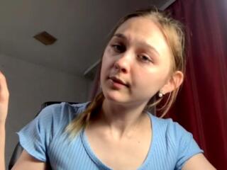  mollie_servais chat room