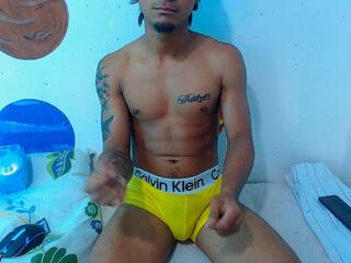  deibyd_cutterr chat room