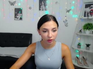  olivia_foxxy chat room
