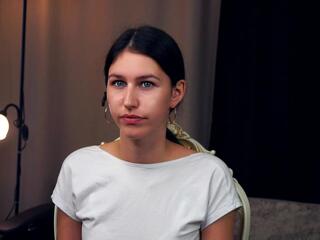  brigette_conole chat room
