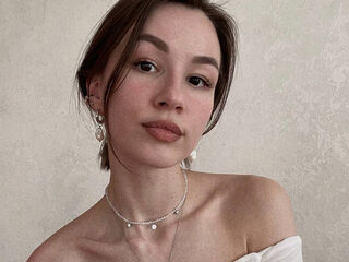 yael_moran chat room