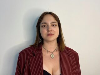  bruna_whitesinger chat room