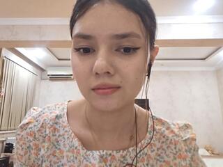 quyen_luers chat room