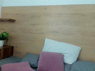  luna_santos chat room