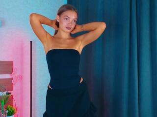 Discover susan_erickson from Flirt4Free