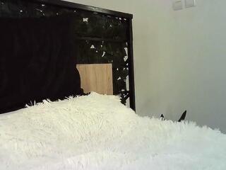 ryan_storm chat room