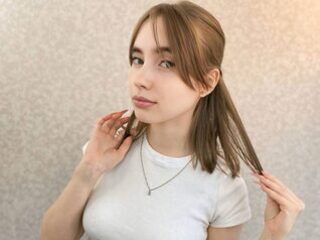 Discover antoinette_zbell from Flirt4Free