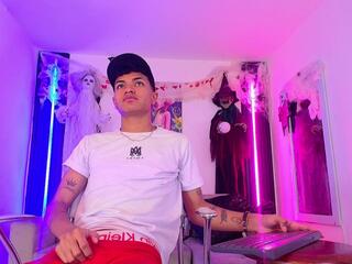 Amenadiel Sohot webcam flirt4free model stream image
