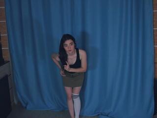  dann_goldwire chat room