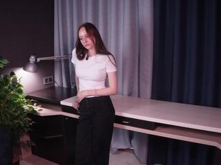  lesa_silvaggio chat room