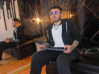  ryder_inked chat room