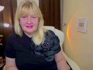  emma_ellison chat room