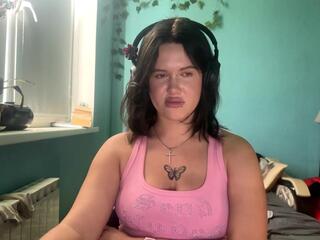  micaela_sialana chat room