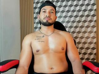  paolo_triana chat room
