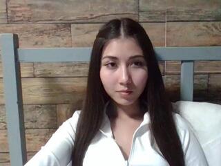  virginia_hicks chat room