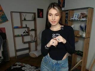 nelle_mikulecky from Flirt4Free is Freechat