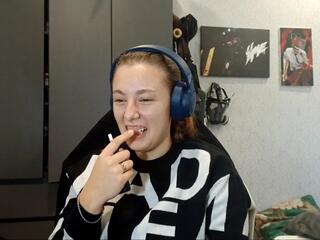  mitzie_guity chat room