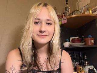  mari_sprvill chat room